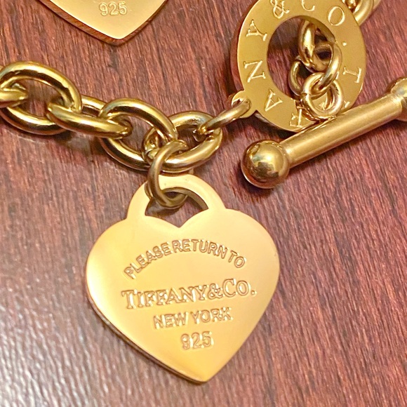 New Gold-Plated Stainless Steel Necklace Bracelet Earrings Set with Heart Design - Picture 4 of 16